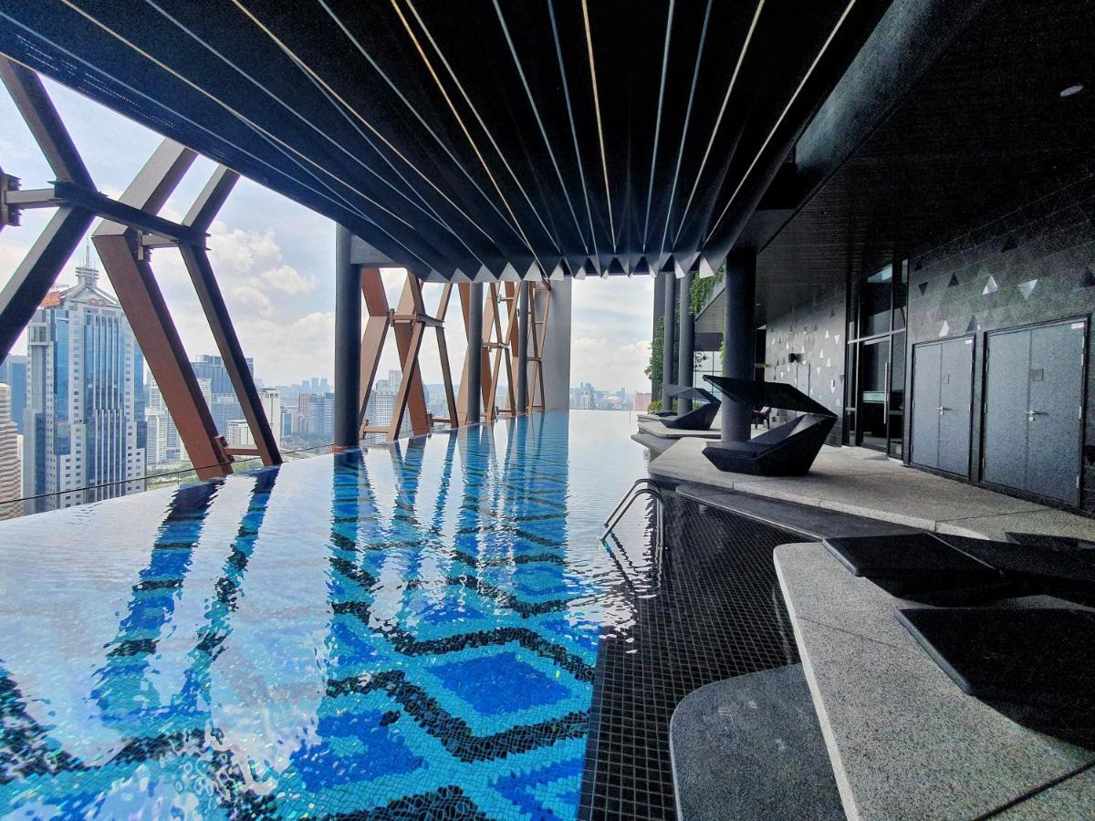 Scarletz Suites @ Klcc, By Twofive Kuala Lumpur Extérieur photo